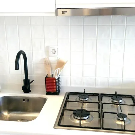 Apartment Bright Alcantara Escape With Ac Lisbon