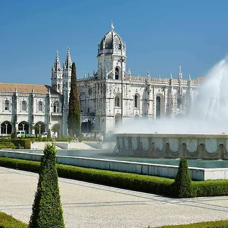 Apartment Bright Alcantara Escape With Ac Lisbon